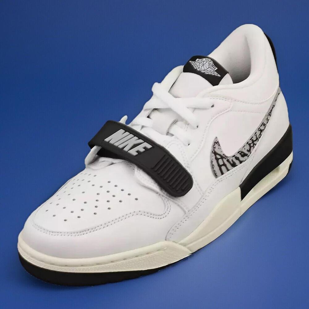 $144 Nike Air Jordan Legacy 312 Low Fashion Trainers in White Black 11.5 US